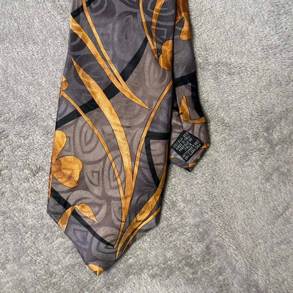 Vintage 90s Italian Silk Mens Necktie Abstract Floral Leaf Pattern Gold Gray Tie
